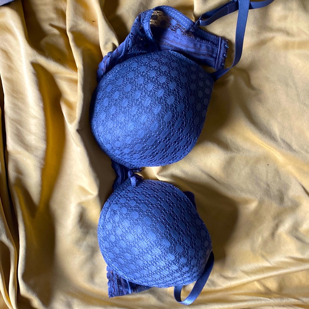 2 Bras for One